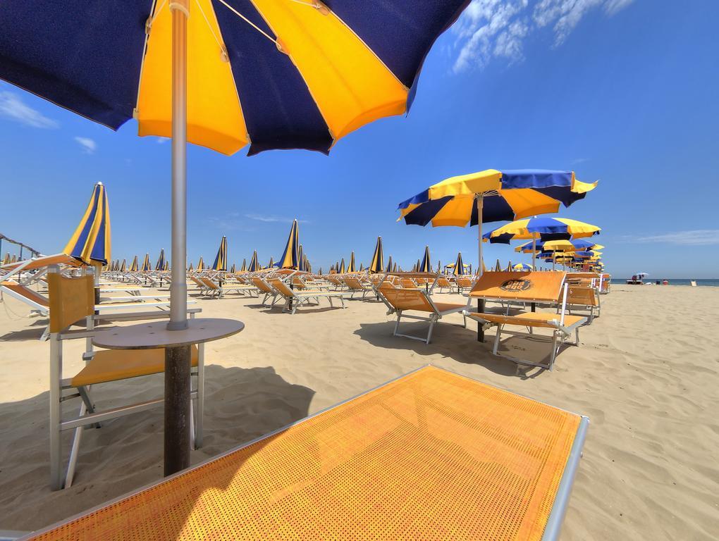 Hotel Excelsior Cervia Exteriör bild