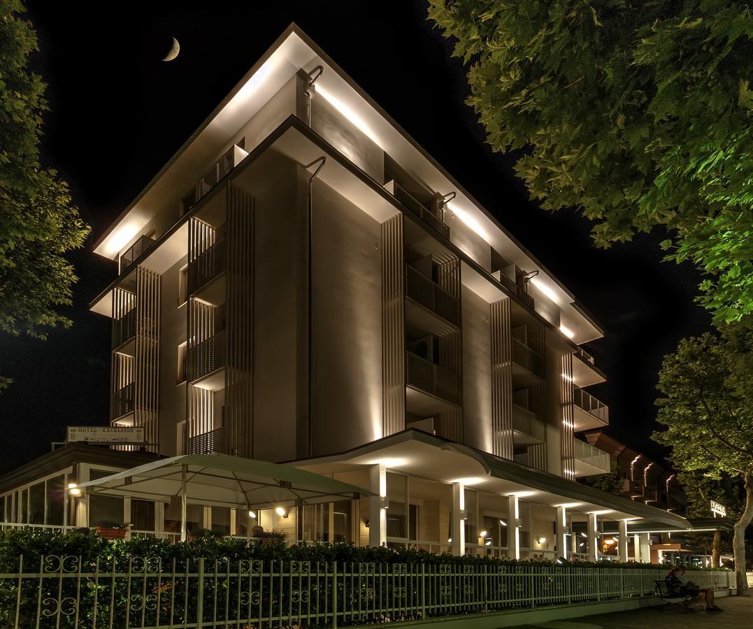 Hotel Excelsior Cervia Exteriör bild
